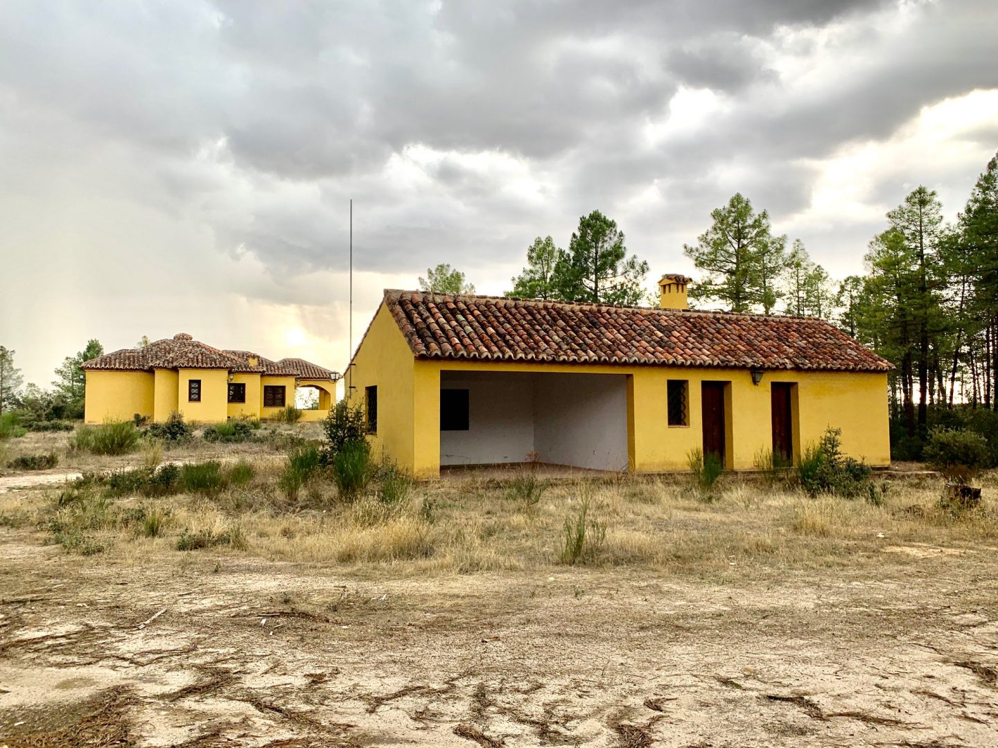 Farm for sale in Villacastín (Segovia). 23 hectares